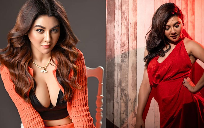 মোহনীয় লুকে নজর কাড়লেন জয়া